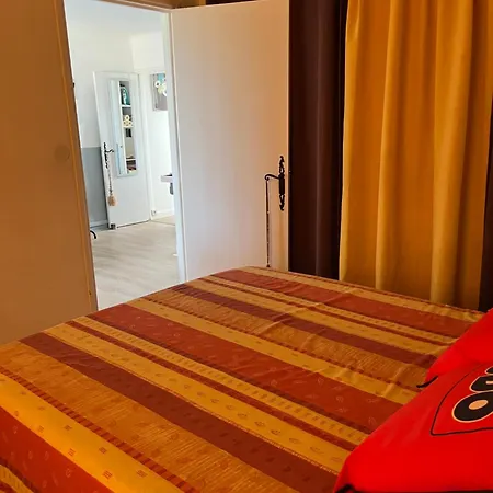Proche Du Centre Et Festivites D Ete Appartement